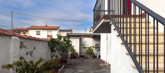 Вилла с 10 спальнями в Камайоре, Италия № 328933 4