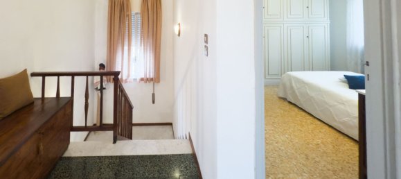 Вилла с 10 спальнями в Камайоре, Италия № 328933 39