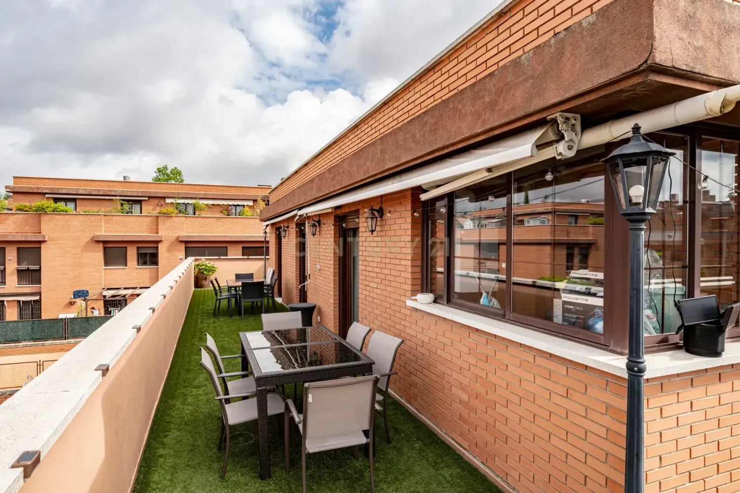 Пентхаус с 4 спальнями в Лас-Розас де Мадрид, Испания № 141108