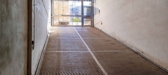 40m² Garage in Bari, Italy No. 143246 7