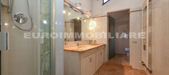 Villa de 4 dormitorios en Botticino, Italy No. 235011 16