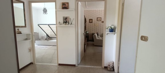 3 rooms Apartment in Isernia, Italy No. 293293 6