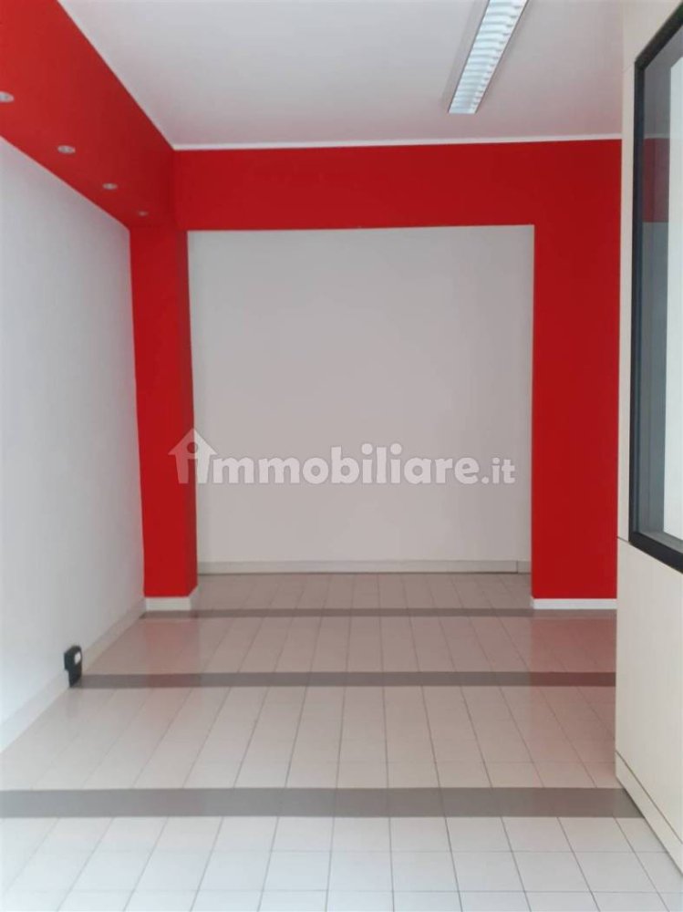 1 room Commercial property in Concordia sulla Secchia, Italy No. 128987
