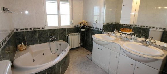 6 Schlafzimmer Haus in Alosno, Spain, Nr. 70268 29