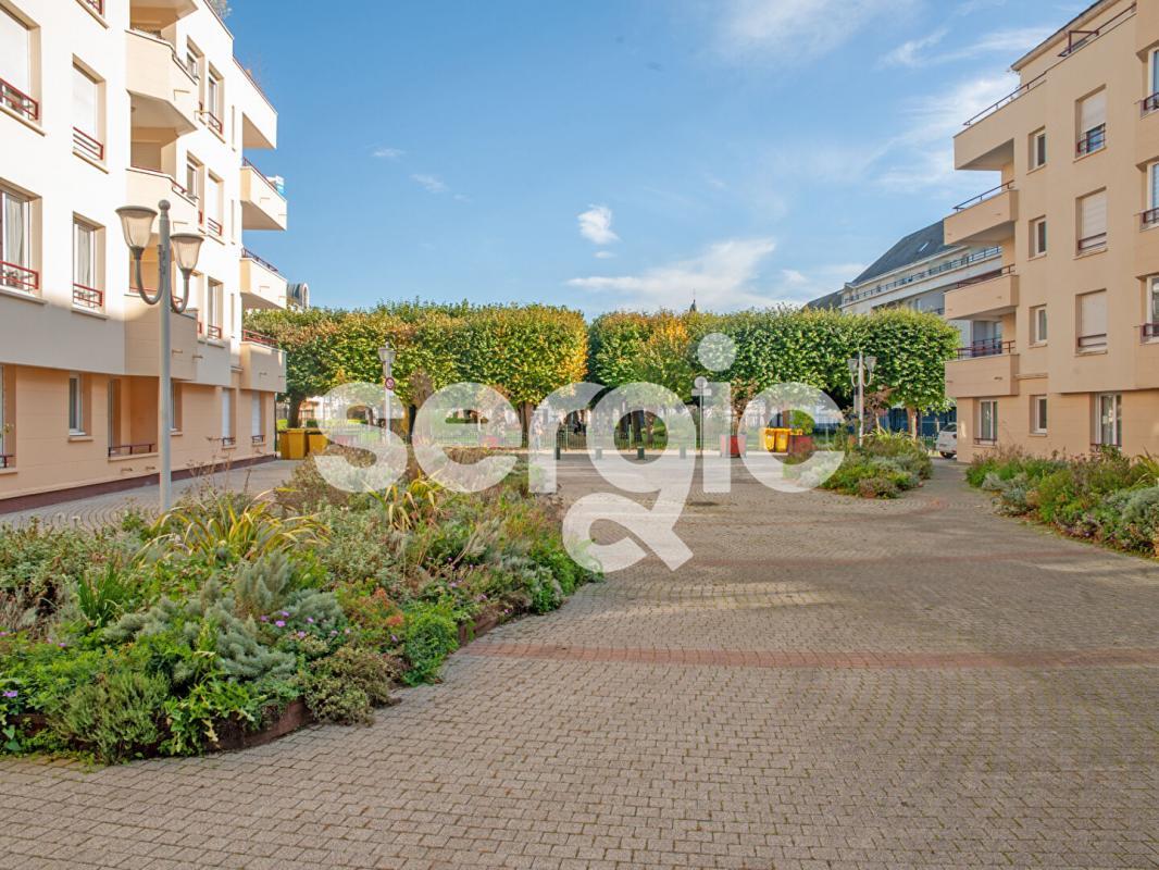 1 chambre Appartement à Compiègne, France No. 71153