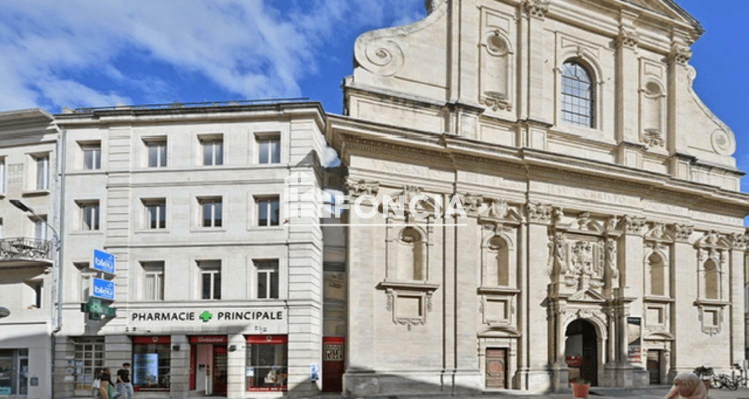  عقار تجاري في Avignon, France 201متر مربع رقم 319605