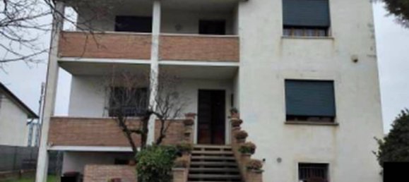 3 Schlafzimmer Wohnung in Merlara, Italy, Nr. 321689 8