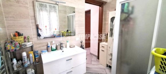 1 chambre Appartement à Nova Milanese, Italy No. 306031 24