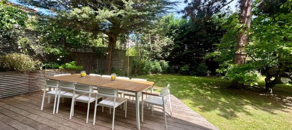 5 bedrooms House in Colombes, France No. 186162 22