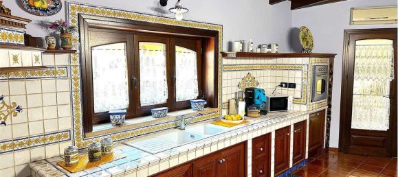 Вилла с 6 спальнями в Партинико, Италия № 68853 27