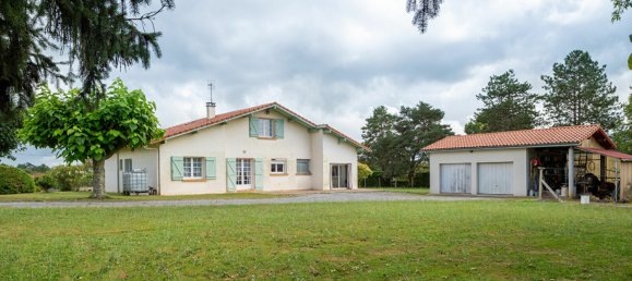 4 bedrooms House in Horsarrieu, France No. 279382 16