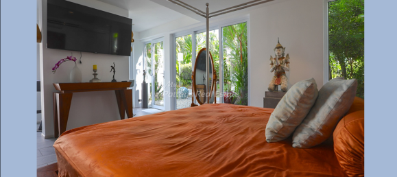 8 bedrooms Cafe / restaurant in Pattaya, Thailand No. 9238 4