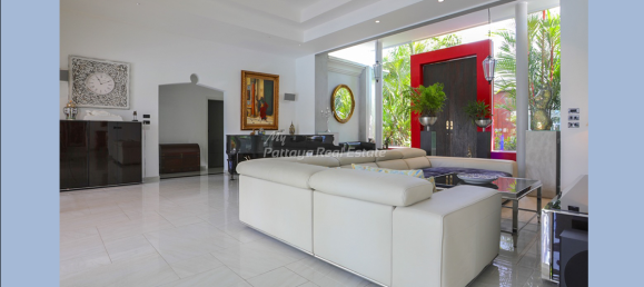 8 bedrooms Cafe / restaurant in Pattaya, Thailand No. 9238 16