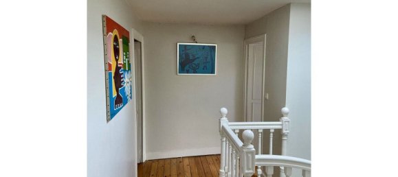 4 bedrooms House in Tours, France No. 56124 4