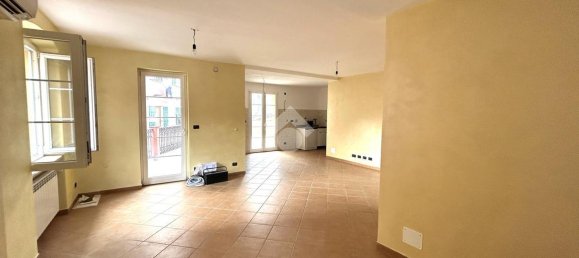 4غرفة شقة في Serra Riccò, Italy رقم 14846 22