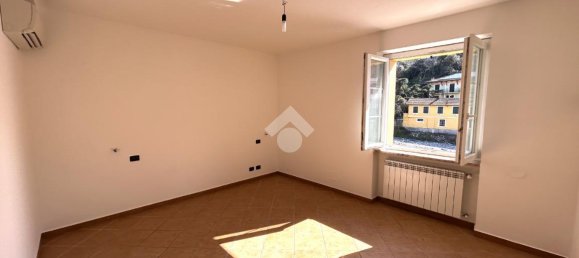 4غرفة شقة في Serra Riccò, Italy رقم 14846 32