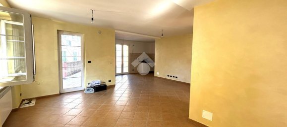 4غرفة شقة في Serra Riccò, Italy رقم 14846 25