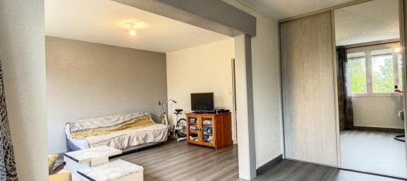 2 bedrooms Apartment in Saint-Jean-de-Braye, France No. 92408 14