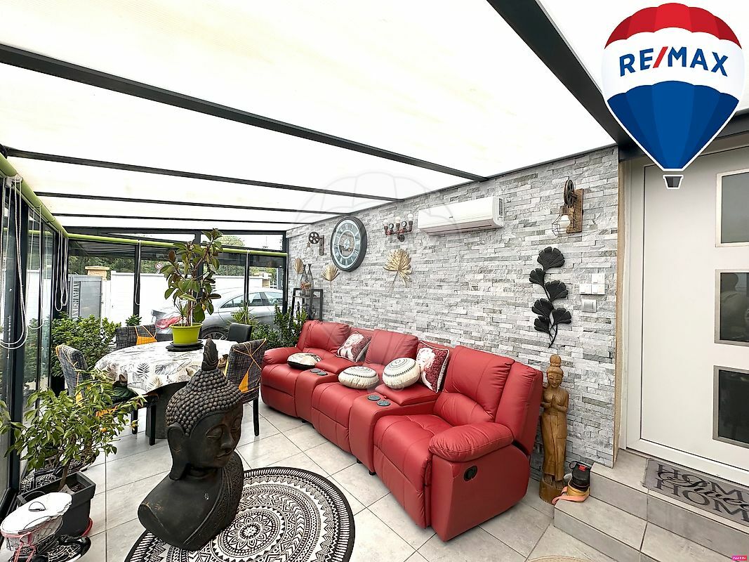 4 bedrooms House in Bourges, France No. 155225