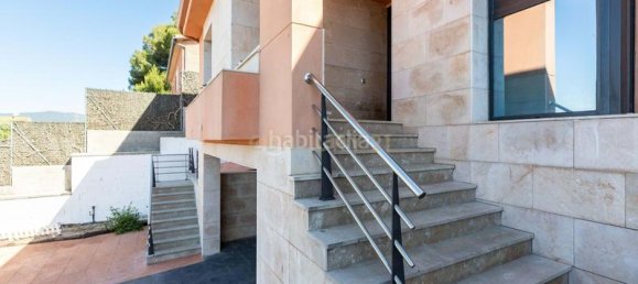 4 bedrooms House in Barcelona, Spain No. 141971 10