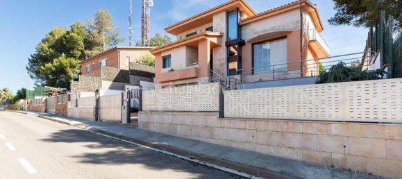 4 bedrooms House in Barcelona, Spain No. 141971 3