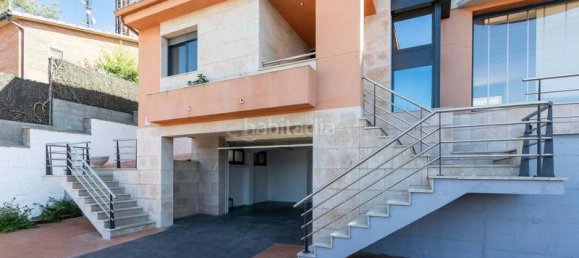 4 bedrooms House in Barcelona, Spain No. 141971 6