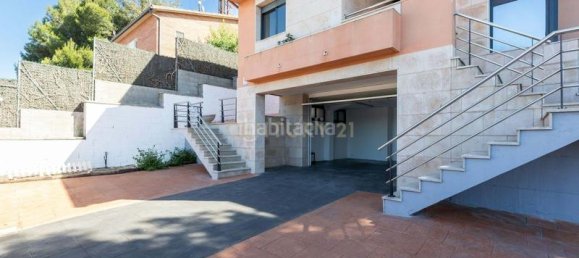 4 bedrooms House in Barcelona, Spain No. 141971 7