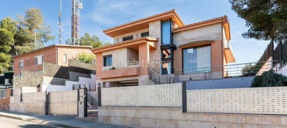 4 bedrooms House in Barcelona, Spain No. 141971 2