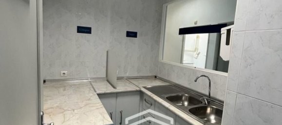 160m² Office in Faro, Portugal No. 77717 26