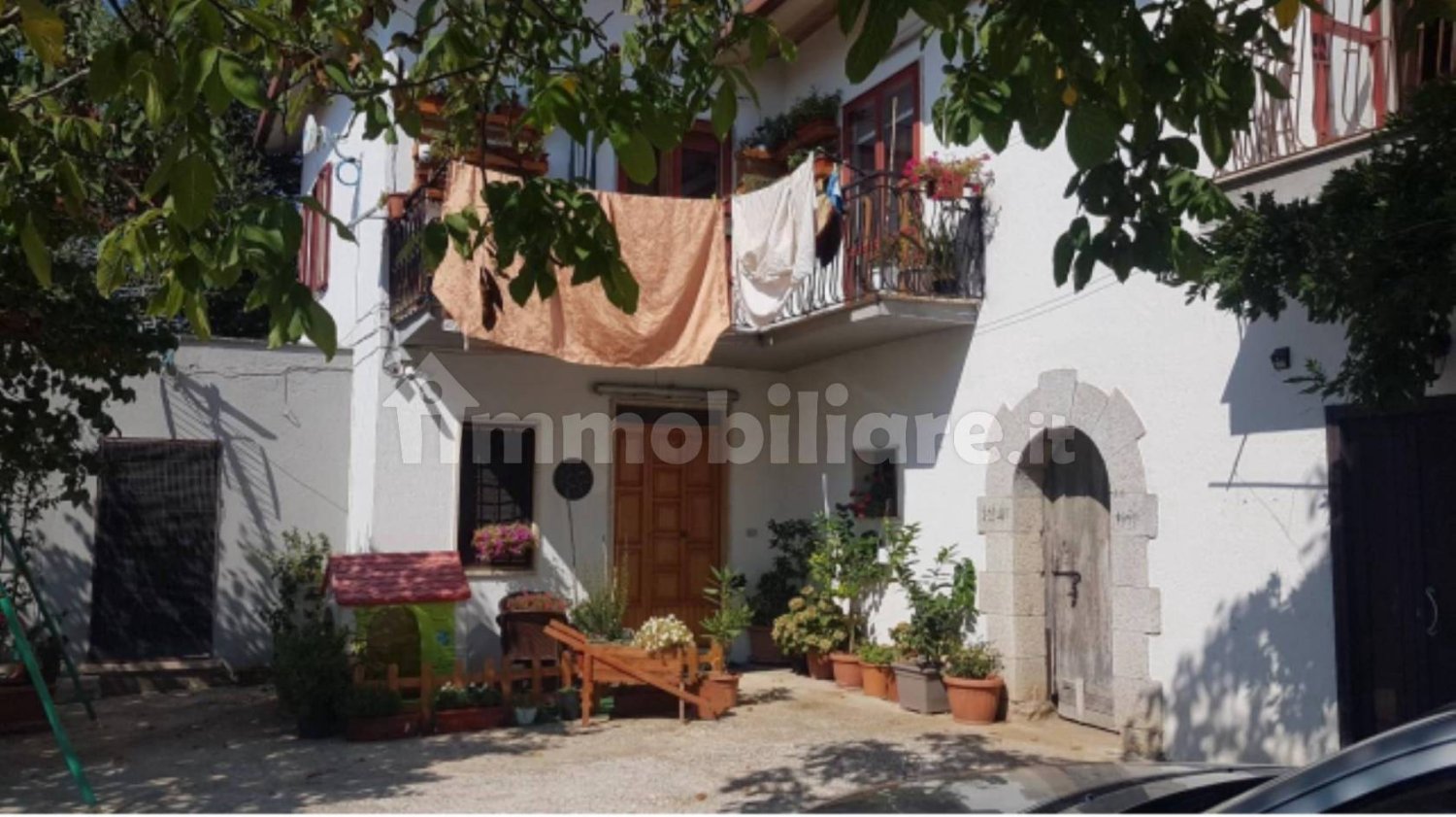 Квартира с 2 спальнями в Каутано, Италия № 206719