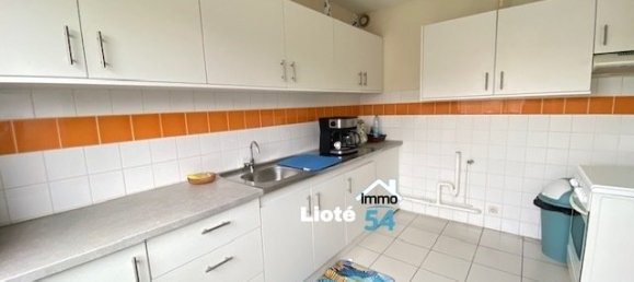 1 bedroom Apartment in Vandoeuvre-les-Nancy, France No. 47832 8