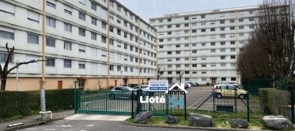 1 bedroom Apartment in Vandoeuvre-les-Nancy, France No. 47832 11