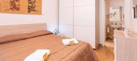 2 rooms Commercial property in Palermo, Italy No. 299847 3