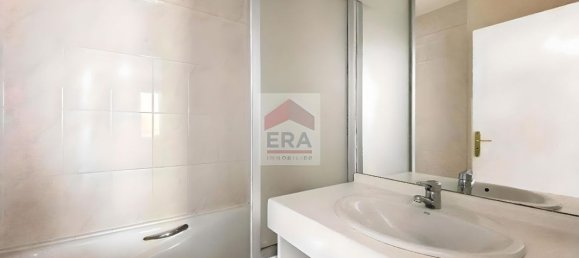 Apartamento de 3 dormitorios en Suresnes, France No. 166111 6