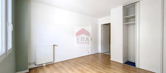 Apartamento de 3 dormitorios en Suresnes, France No. 166111 4
