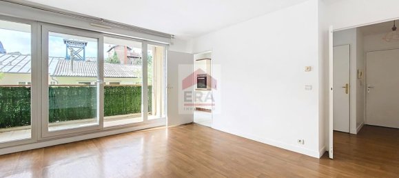 Apartamento de 3 dormitorios en Suresnes, France No. 166111 9