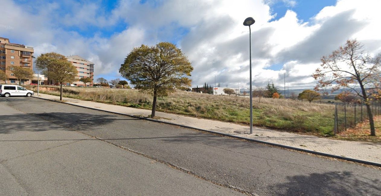  قطعة أرض في Avila, Spain 7984متر مربع رقم 75051