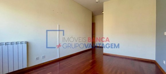 Apartamento de 4 dormitorios en Matosinhos, Portugal No. 209237 15