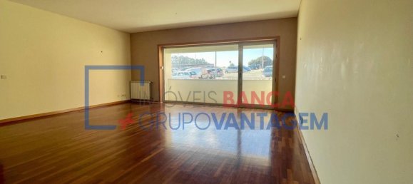 Apartamento de 4 dormitorios en Matosinhos, Portugal No. 209237 5