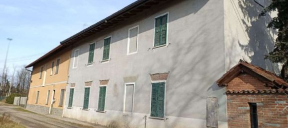 1 bedroom House in Robecchetto con Induno, Italy No. 370062 4