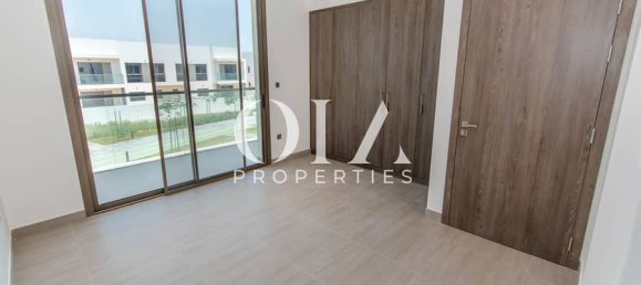 4 bedrooms Villa in Yas Island, UAE No. 20125 13