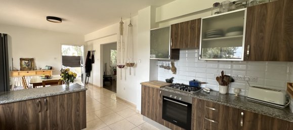 4 dormitorios adosado en venta en Kiti, Larnaka, Cyprus № 173038 10
