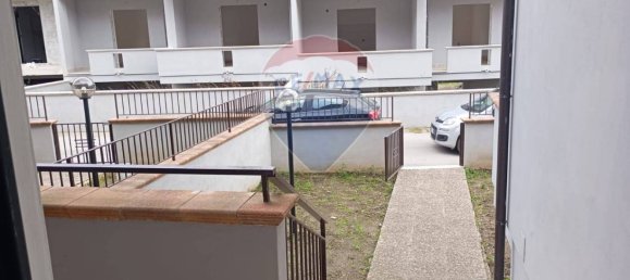 6 Schlafzimmer Wohnung in Santa Maria a Vico, Italy, Nr. 317800 4