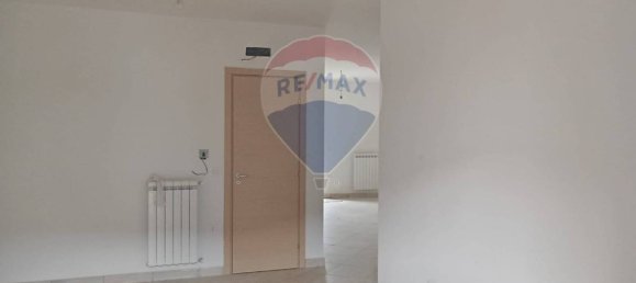 6 Schlafzimmer Wohnung in Santa Maria a Vico, Italy, Nr. 317800 8