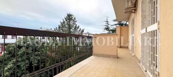 Квартира с 2 комнатами в Черветери, Италия № 64180 10