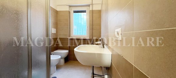 Квартира с 2 комнатами в Черветери, Италия № 64180 8