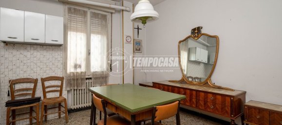 3 rooms Apartment in Sassuolo, Italy No. 260476 5