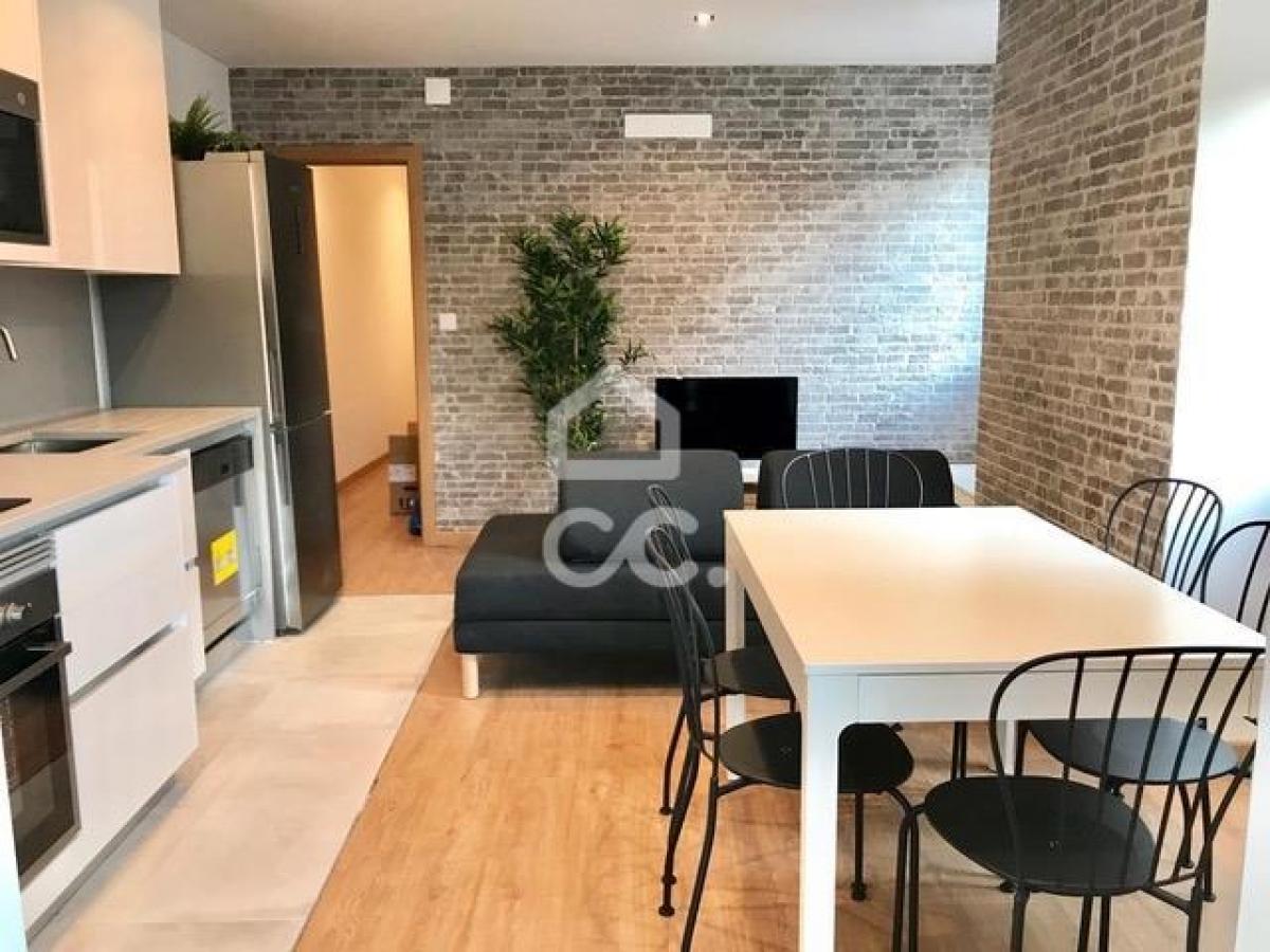 6 dormitorios apartamento en venta en Lisbon, Portugal № 3084