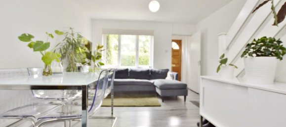 2 bedrooms Commercial property in London, United Kingdom No. 12460 4