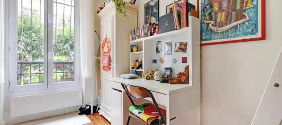 1 bedroom Apartment in Paris, France No. 194624 10